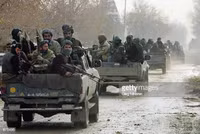 [ẢNH] Quân kháng chiến cắt đường tiếp tế, cô lập nhóm tiên phong của Taliban
