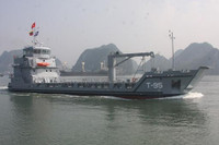 Hải quân Việt Nam nhận 4 tàu đổ bộ đa năng lợi hại