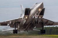 Máy bay ném bom chiến lược Nga thị uy sức mạnh sau căng thẳng với Đức