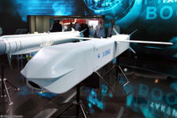 Choáng ngợp trước kho vũ khí tấn công mặt đất đồ sộ của Su-57