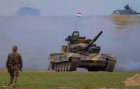 [ẢNH] Tiểu đoàn chuyên đánh bom tự sát của Taliban áp sát biên giới Tajikistan