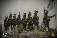 Chán vũ khí Mỹ, đặc nhiệm Badri 313 của Taliban quay lại dùng AK-47