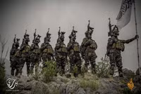 Chán vũ khí Mỹ, đặc nhiệm Badri 313 của Taliban quay lại dùng AK-47