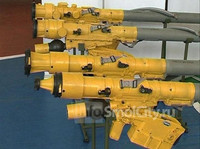 [ẢNH] Quân đội Nga được trang bị tên lửa vác vai có thể bắn hạ cả tiêm kích F-22