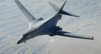[ẢNH] Mỹ quyết đuổi kịp Nga bằng siêu vũ khí mới cho oanh tạc cơ B-1B Lancer