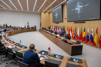 Báo Anh: NATO có thể tự tan rã do hành động của Nga