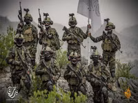 Chán vũ khí Mỹ, đặc nhiệm Badri 313 của Taliban quay lại dùng AK-47