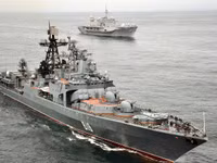 Hải quân Nga sử dụng chiến thuật bất thường để đối phó tàu Mỹ- NATO