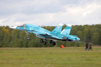 Không quân Nga nhận thêm hàng loạt máy bay ném bom Su-34 giữa tình hình nóng