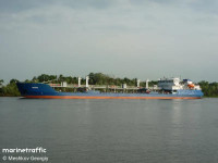 Ukraine bán thanh lý tàu chở dầu Nika Spirit của Nga 