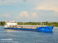 Ukraine bán thanh lý tàu chở dầu Nika Spirit của Nga 