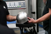 Nga vẫn nhập về hàng trăm máy móc công nghệ cần thiết để sản xuất vũ khí bất chấp lệnh trừng phạt