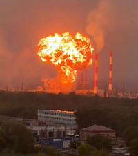 UAV cảm tử Ukraine vô hiệu hóa hai nhà máy lọc dầu lớn nhất của Rosneft