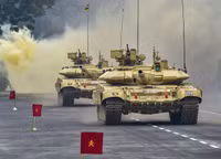 Ấn Độ đã 'cứu vớt' xe tăng T-90 của Nga như thế nào?