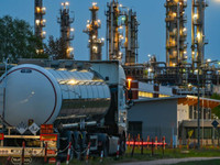 Xuất khẩu dầu của Nga bất ngờ tăng vọt dù phải chịu lệnh cấm vận nặng nề