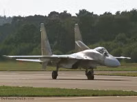 sukhoi-su-37-terminator-landing-8444-7991.jpg