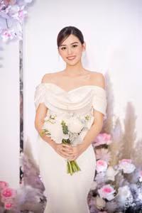 Những hình ảnh hiếm hoi về đám cưới của Á hậu Tường San