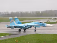 Belarus viện trợ Nga chiến đấu cơ Su-27 và Su-24 đang được cất giữ?