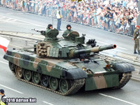 Vì sao NATO chấp thuận gửi xe tăng cho Ukraine nhưng lại từ chối giao tiêm kích?