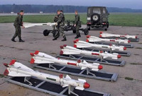 Ukraine hoán cải hàng loạt tên lửa không đối không R-60 cho phòng không mặt đất