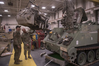 Mỹ cung cấp hàng loạt vũ khí miễn phí theo Chương trình EDA