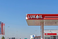 lukoil-engages-in-talks-to-sell-international-assets-amid-us-sanctions-3209935-1356-3506.jpeg
