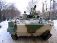 Pháo 2A72 của xe chiến đấu bộ binh BMP-3 dễ dàng xuyên thủng giáp M2 Bradley
