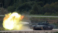 moscow-t-90m-tanks-fire-cutting-edge-shrapnel-exploding-shells-3180-9404.jpg