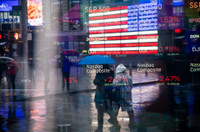 Bộ Tài chính Mỹ buộc phải thực hiện bước đi lịch sử để cứu vãn nền kinh tế