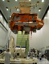 Một vệ tinh lớn sẽ sớm rơi 'không thể kiểm soát' xuống Trái đất