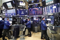 Bộ Tài chính Mỹ buộc phải thực hiện bước đi lịch sử để cứu vãn nền kinh tế