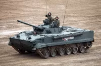 Pháo 2A72 của xe chiến đấu bộ binh BMP-3 dễ dàng xuyên thủng giáp M2 Bradley