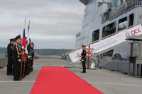 Tàu phá băng chiến đấu Ivan Papanin thể hiện sức mạnh trên Biển Barents