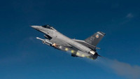 Tốc độ tối đa của tiêm kích F-16 khác xa so với thiết kế
