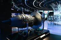 Máy bay SJ-100 lập cột mốc lịch sử khi lần đầu cất cánh với động cơ PD-8 nội địa