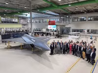 Tàu sân bay Thổ Nhĩ Kỳ không cần tiêm kích F-35B khi có UAV tàng hình Kızılelma