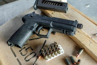 Súng ngắn Udav của Quân đội Nga bội phần nguy hiểm khi bắn đạn tăng khả năng xuyên phá