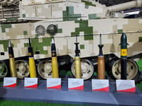 Trung Quốc ra mắt xe tăng không người lái VT-5U 'độc nhất vô nhị'