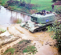 Quân đội Ukraine dùng pháo phòng không tự hành ZSU-57-2 'đồ cổ' tấn công mặt đất