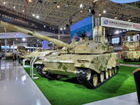 Trung Quốc ra mắt xe tăng không người lái VT-5U 'độc nhất vô nhị'