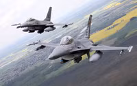Hệ thống tác chiến điện tử IVEWS giúp tiêm kích F-16 'miễn nhiễm' tên lửa đối phương