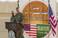 Mỹ ký hợp đồng vũ khí cực lớn với đồng minh thân thiết