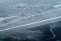 [ẢNH] UAV Bayraktar TB2 Ukraine lần đầu tấn công vào Donbass?