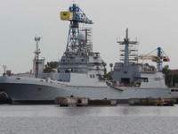 [ẢNH] Ukraine tuyên bố lệnh trừng phạt khiến Nga phá sản kế hoạch đóng tàu đổ bộ