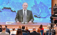 [ẢNH] 5 câu hỏi nổi bật dành cho Tổng thống Putin trong cuộc họp báo cuối năm