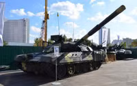 [ẢNH] Ukraine tung vào chiến trường miền Đông xe tăng chủ chiến mạnh hơn T-72B3