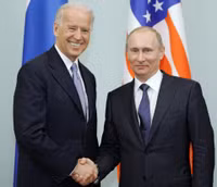[ẢNH] Cựu chuyên gia CIA chỉ rõ hậu quả từ bước đi sai lầm của ông Biden với Putin