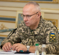 [ẢNH] Tổng tham mưu trưởng Quân đội Ukraine tuyên bố bắt đầu chiến dịch tại Donbass