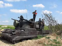 [ẢNH] Tổ hợp phòng không Tunguska Ukraine đe dọa nghiêm trọng Không quân Nga