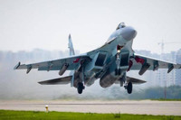 [ẢNH] Su-35S đối đầu F-15EX - Tiêm kích nào sẽ giành chiến thắng